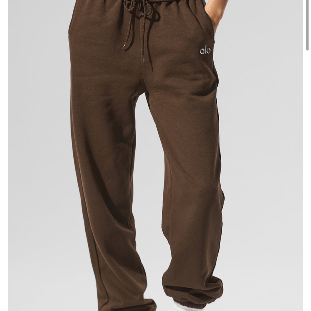 ALO Yoga Brown Relaxed Fleece Joggers